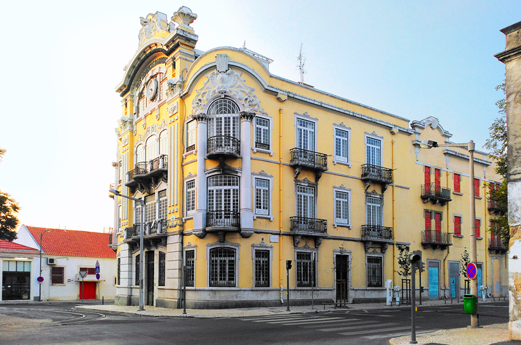 ROTEIRO DO BAIRRO: REDESCOBRIR LISBOA ENTRE O BEATO E MARVILA