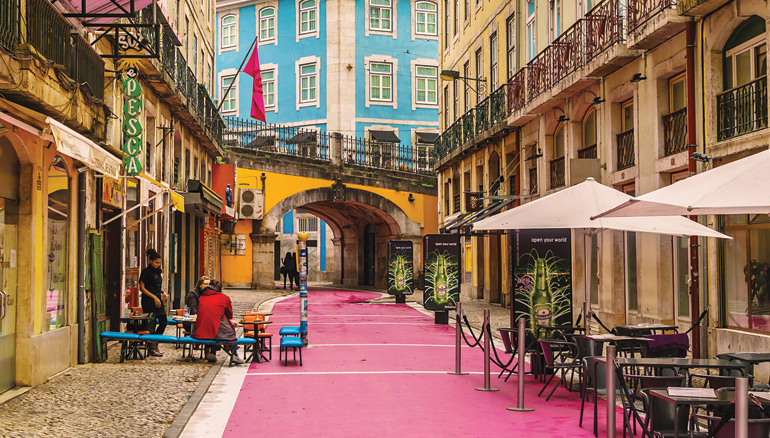 NEIGHBOURHOOD GUIDE: CAIS DO SODRÉ | BestGuide Portugal